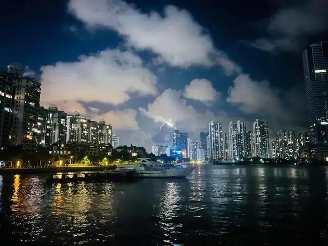 这一重大决策部署,有何深意?